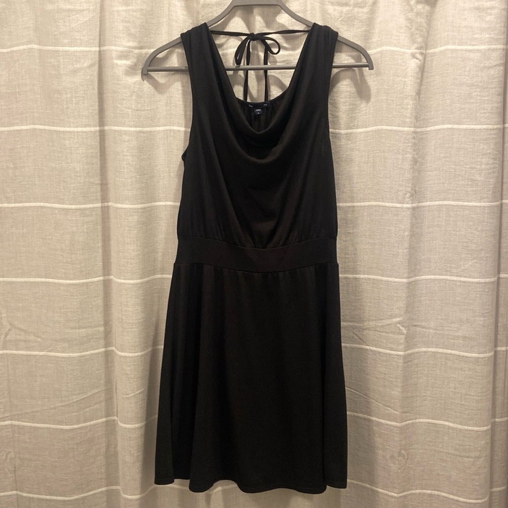 Gap little black dress